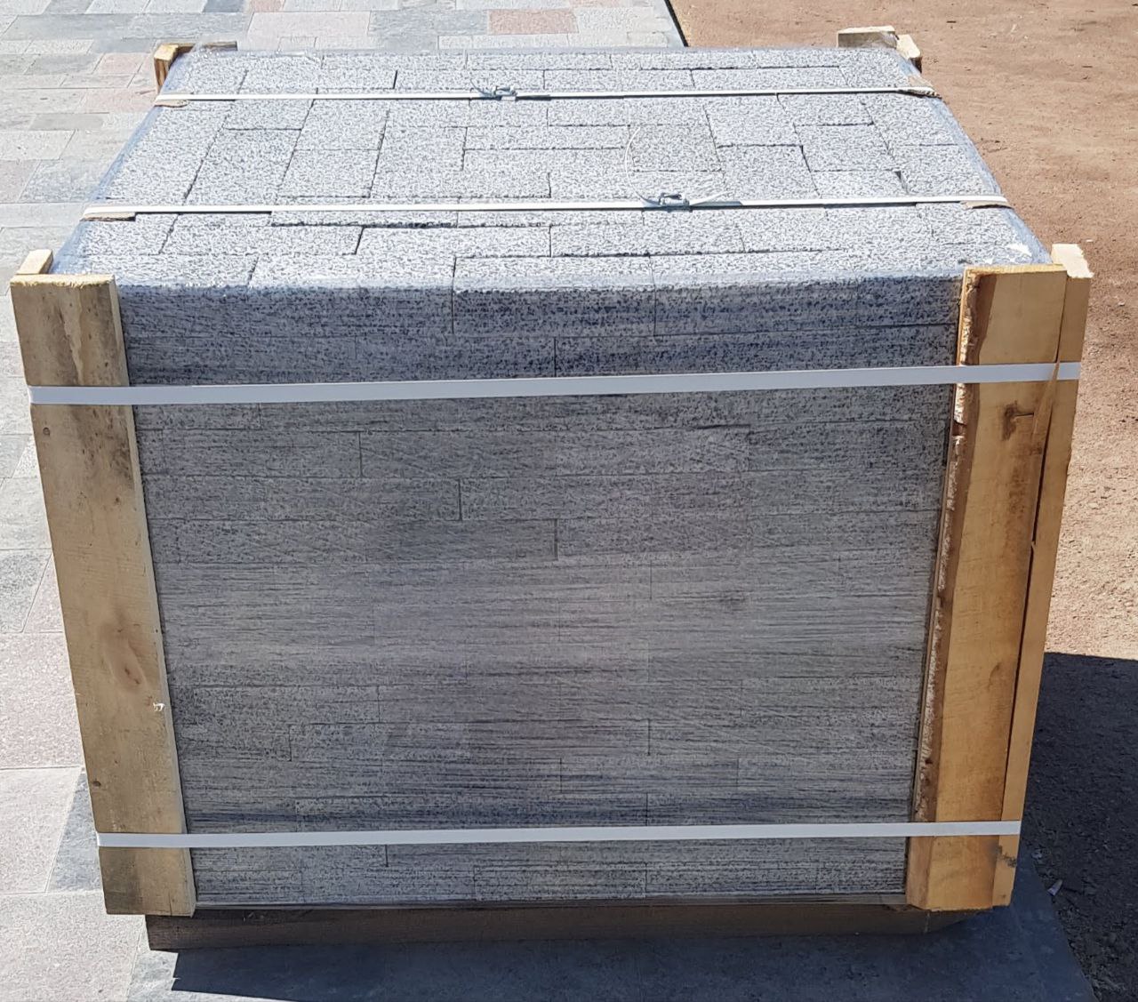 Kostka granitowa cięta płomieniowana jasnoszara Gray UA - dodatkowe zdjęcie