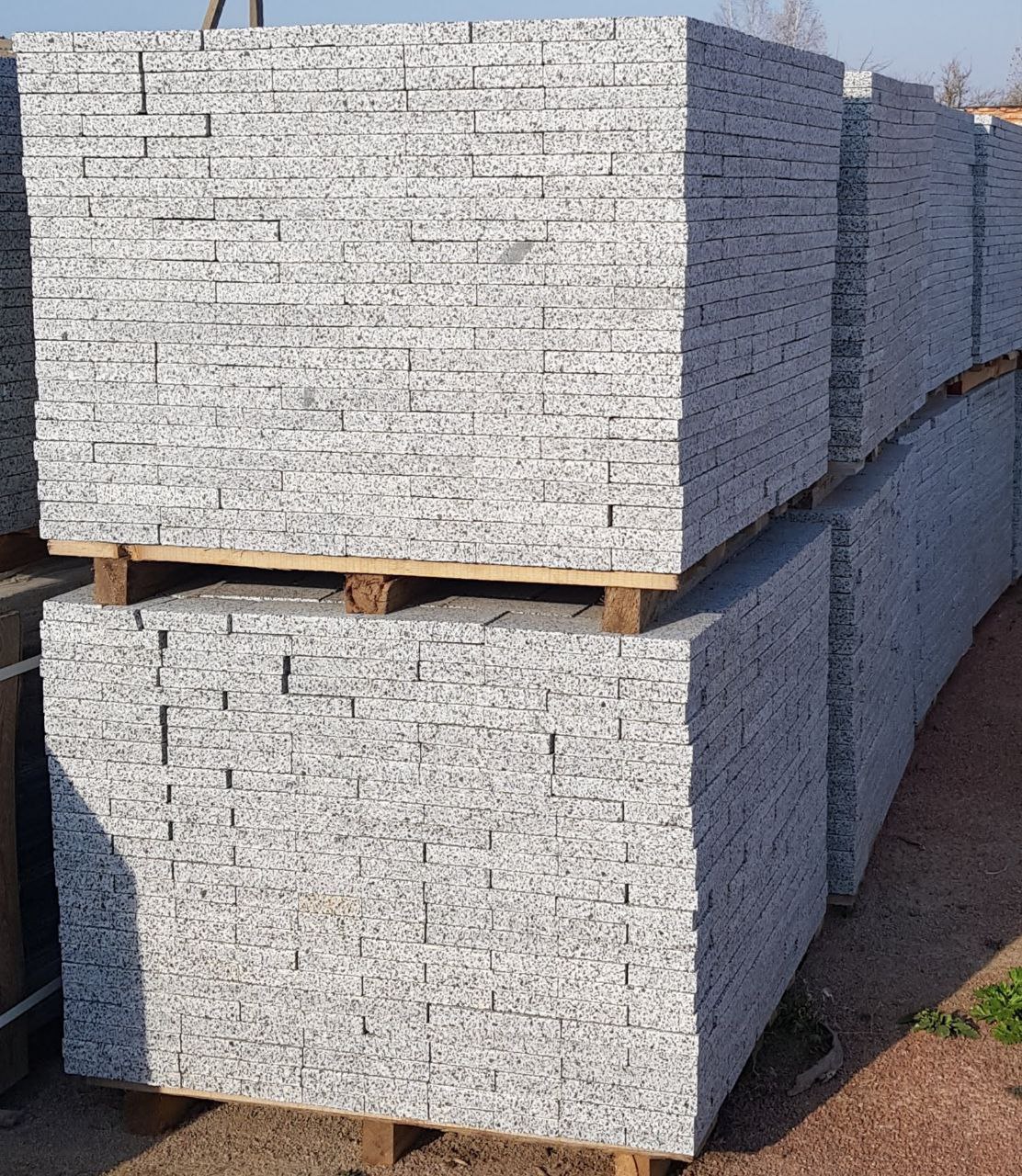 Kostka granitowa cięta płomieniowana jasnoszara Gray UA - dodatkowe zdjęcie